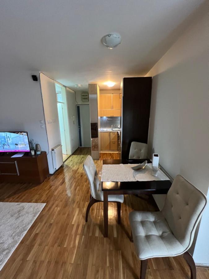 Sad Apartman Nis Luaran gambar