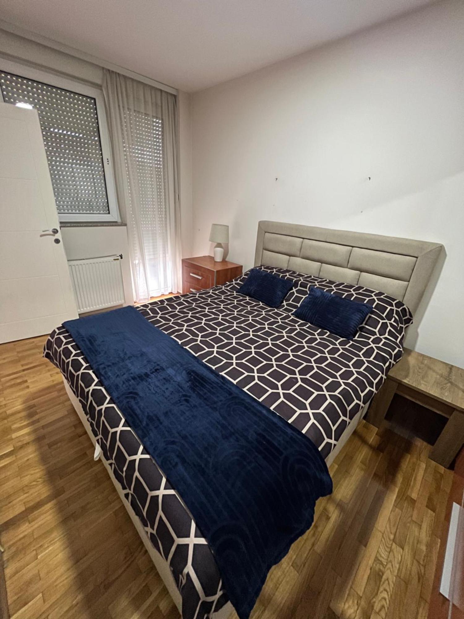 Sad Apartman Nis Luaran gambar