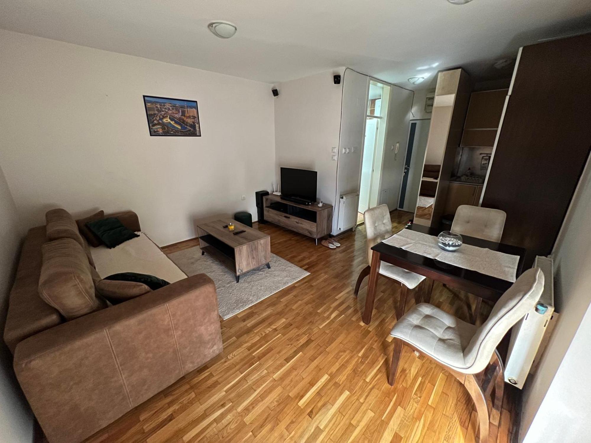 Sad Apartman Nis Luaran gambar